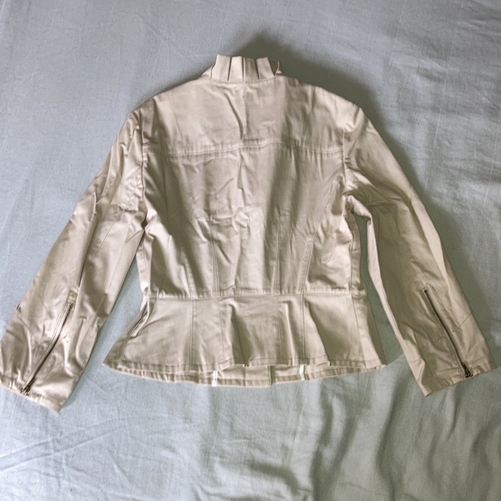 Cache Woman’s Kaki Colour Light Jacket - Picture 6 of 11